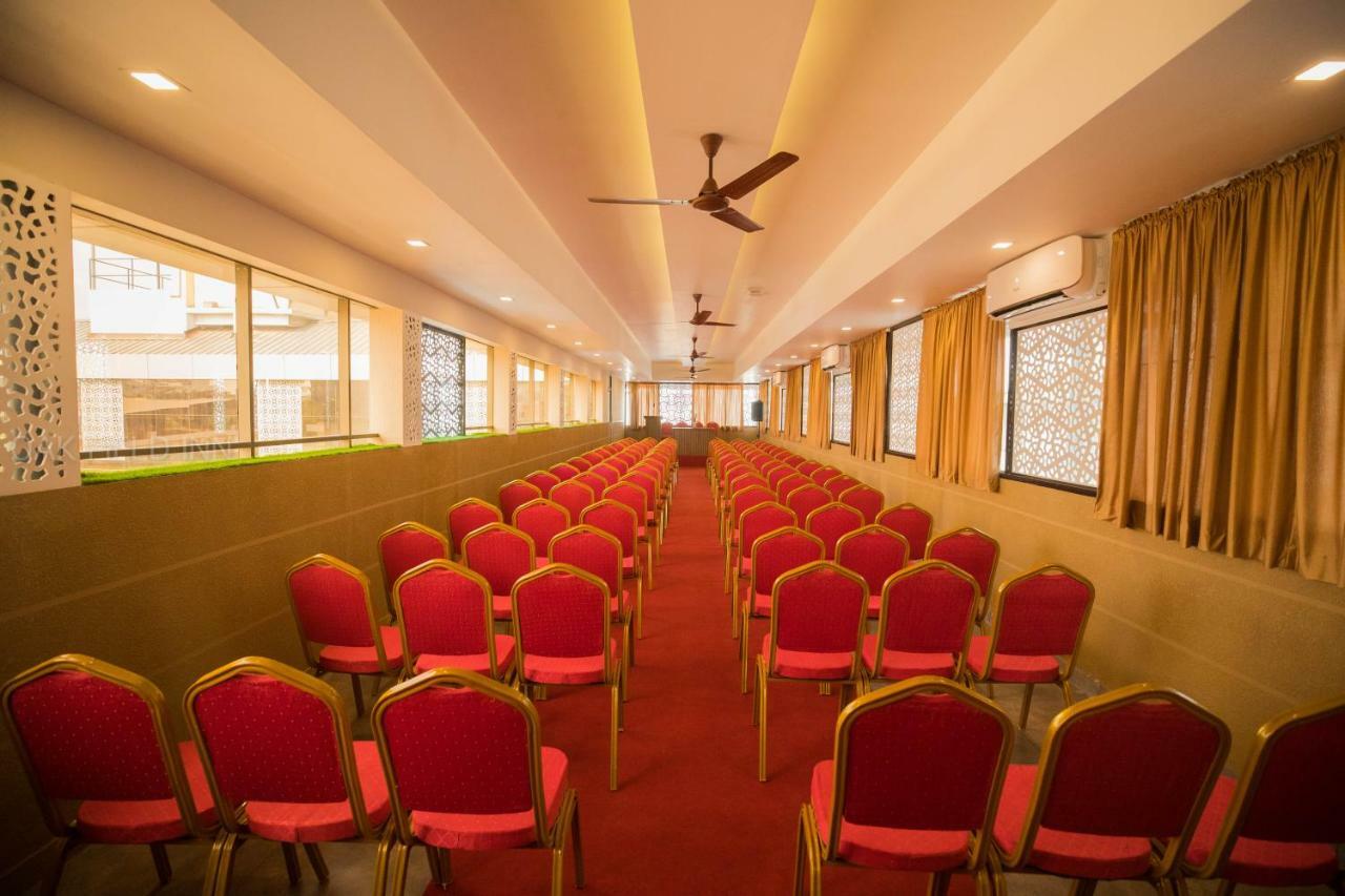 Oak Field Inn Kochi Exterior photo